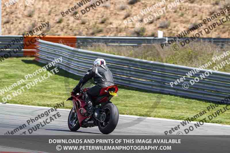 cadwell no limits trackday;cadwell park;cadwell park photographs;cadwell trackday photographs;enduro digital images;event digital images;eventdigitalimages;navarra;no limits trackdays;peter wileman photography;racing digital images;trackday digital images;trackday photos